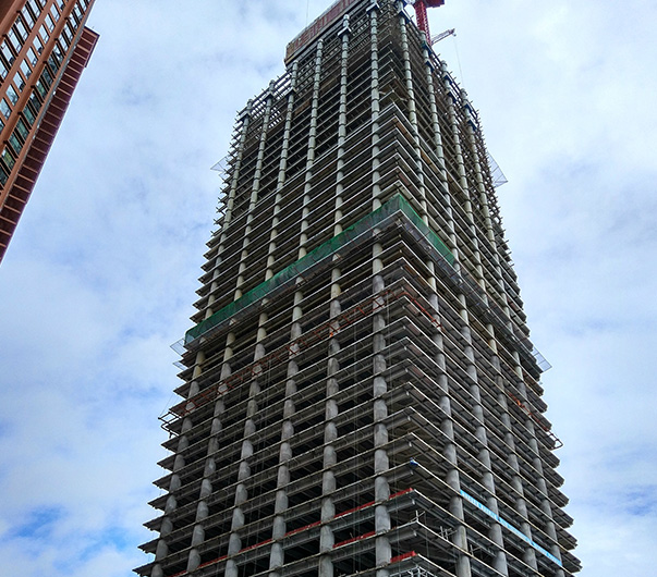 热烈祝贺闽钢首座桥梁在陆屋顺利合笼